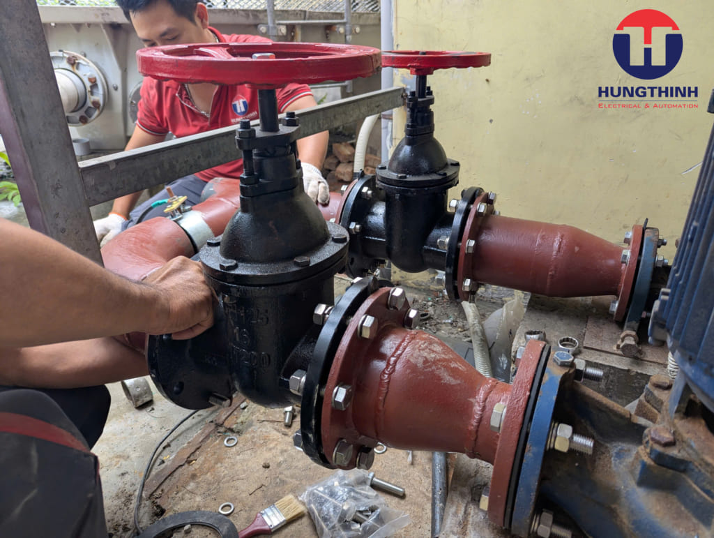 Cải tạo hệ thống đường ống công nghiệp cũ, không còn đáp ứng nhu cầu sản xuất của nhà máy