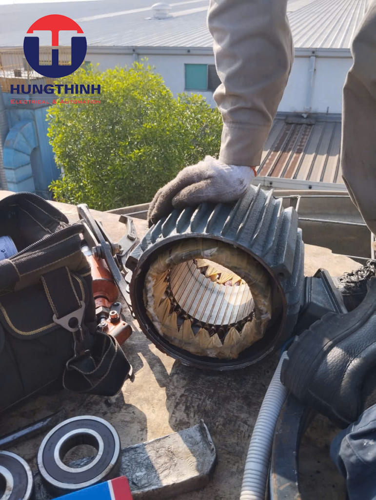 dịch vụ bảo dưỡng motor điện toàn diện từ kiểm tra, vệ sinh, thay thế linh kiện đến đại tu với tiêu chí Nhanh chóng – Chính xác – An toàn – Hiệu quả.